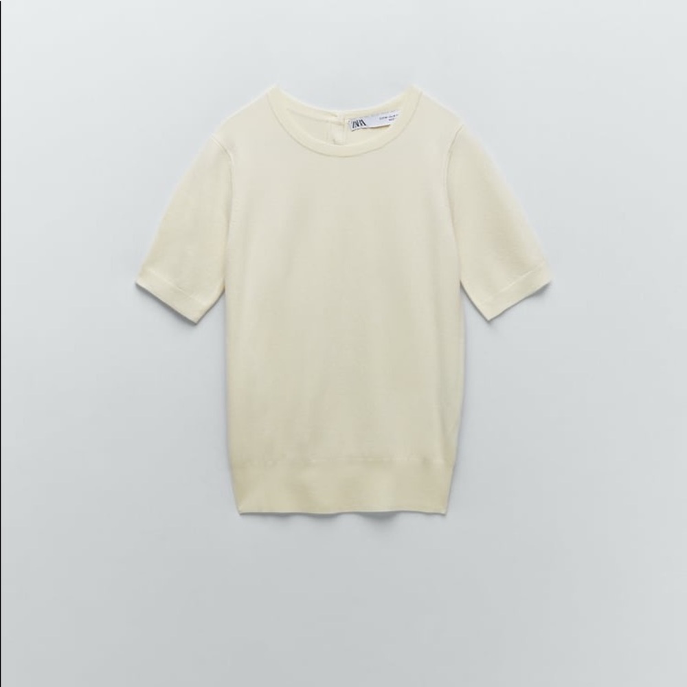 Zara Basic Short Sleeve Sweater / Size Small